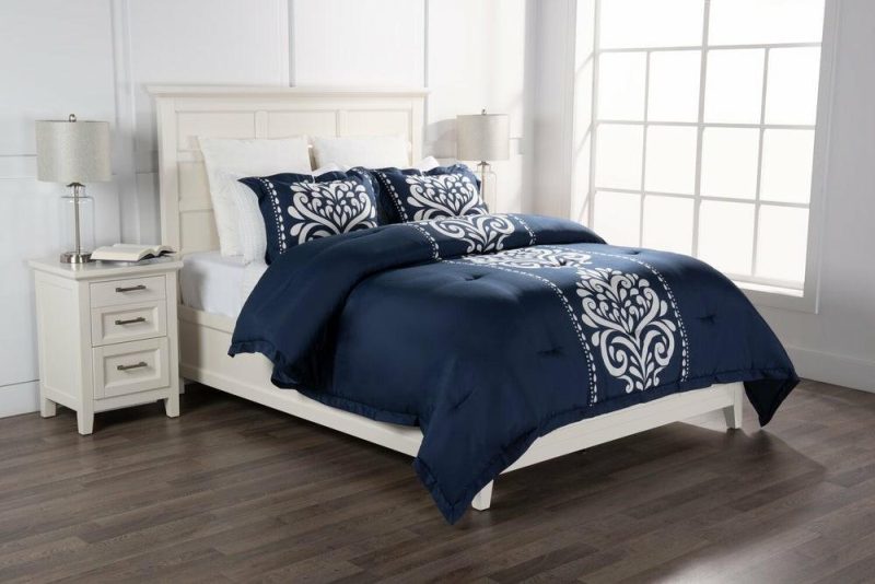 Navy Damask 3-Piece Full/Queen Comforter Set Bedding